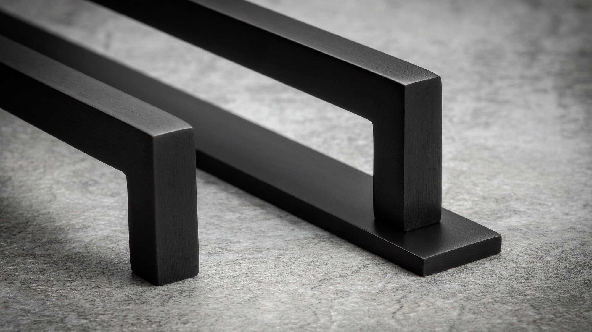 Matte Black Hardware | A Trend That Defies Going Out of Fashion