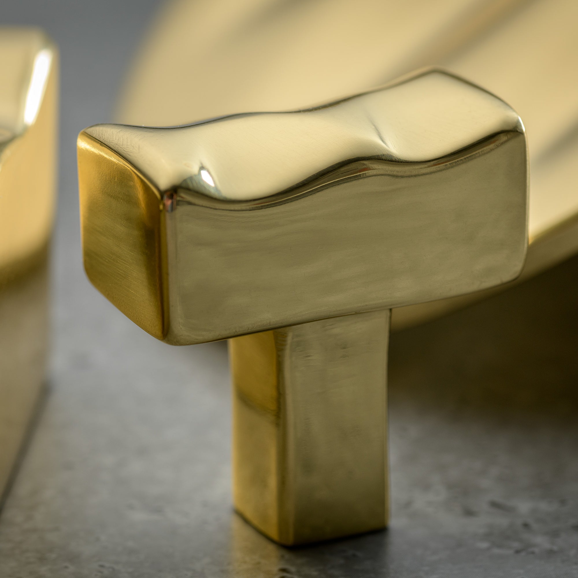 Polished Brass Lacquered