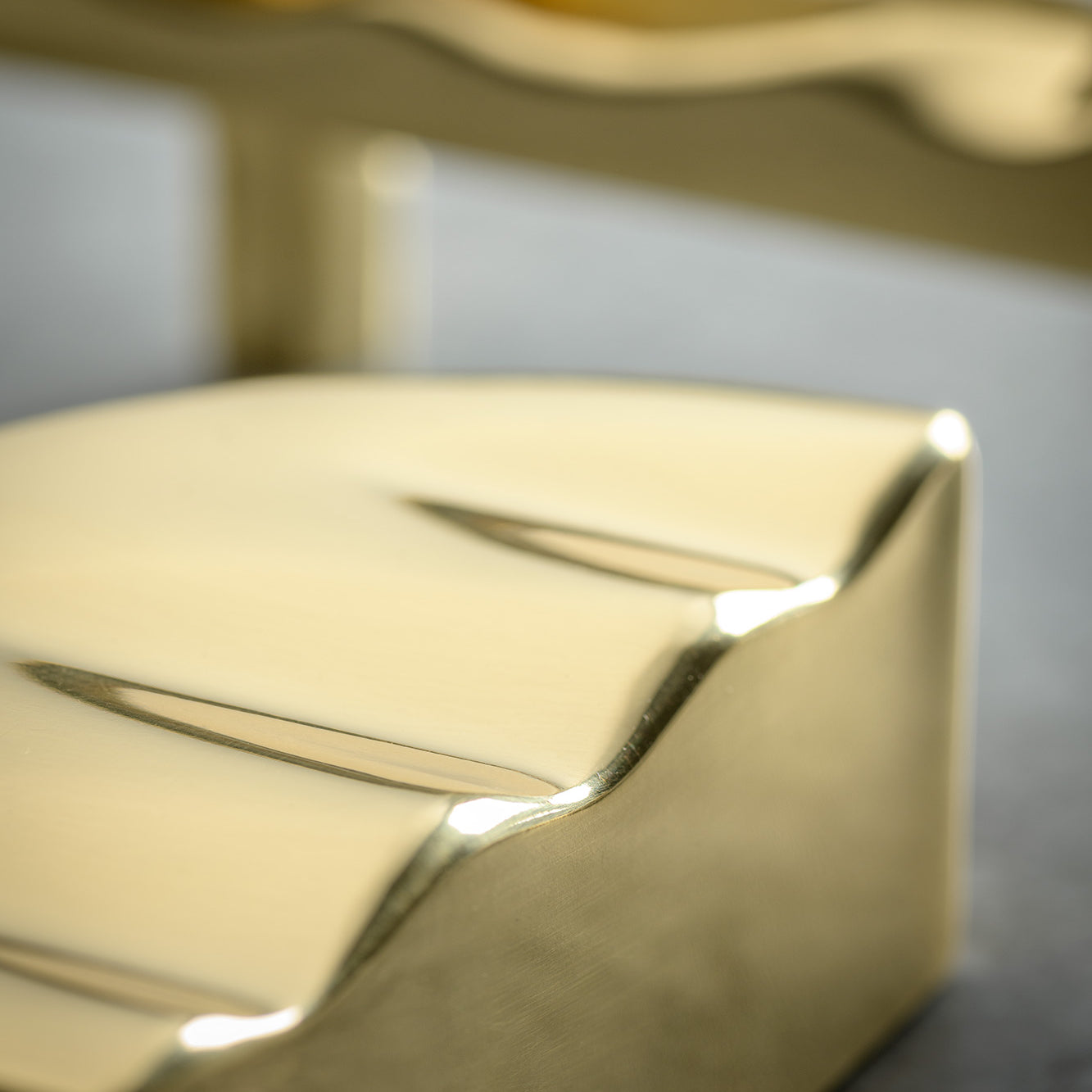 Polished Brass Lacquered