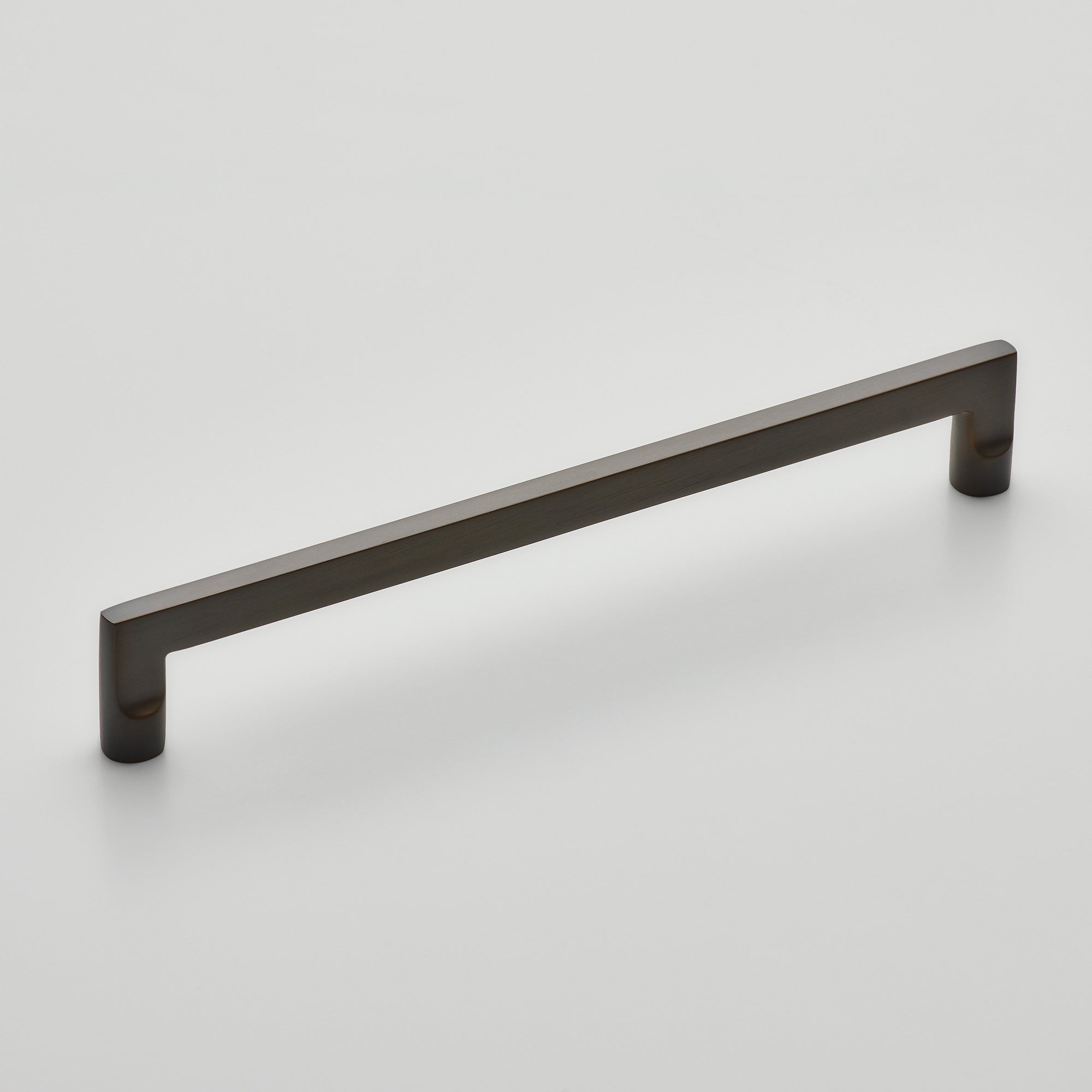 Darwin Lever Handle – Henry Blake