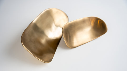 Henry Blake Oyster organic handles in Antique Brass finish